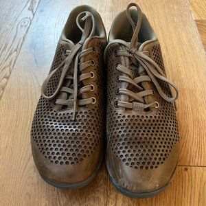 Nobull Project brown leather trainers size 10.5